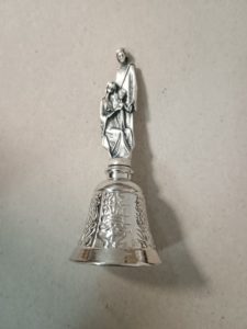 Csengettyű (3x9 cm)