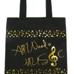 Fekete-arany violinkulcsmintás városi táska - ("All I need is music") - EM
