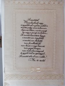 Fali dísz – A szeretet himnusza